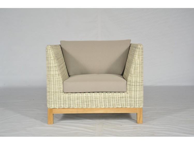 Maui Chair with 10cm Cushion